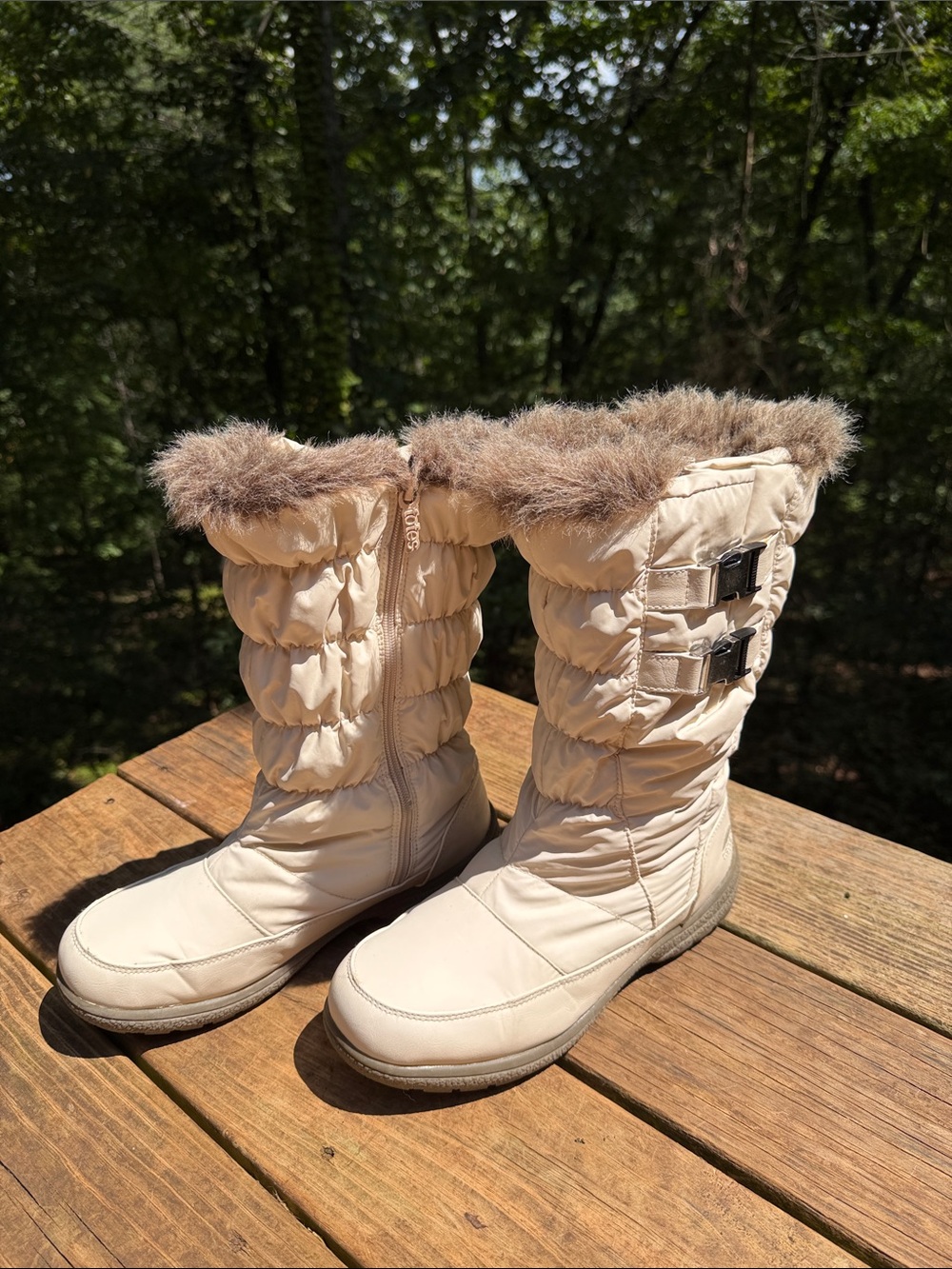 TOTES IVORY SNOW/RAINBOOTS sz 10
